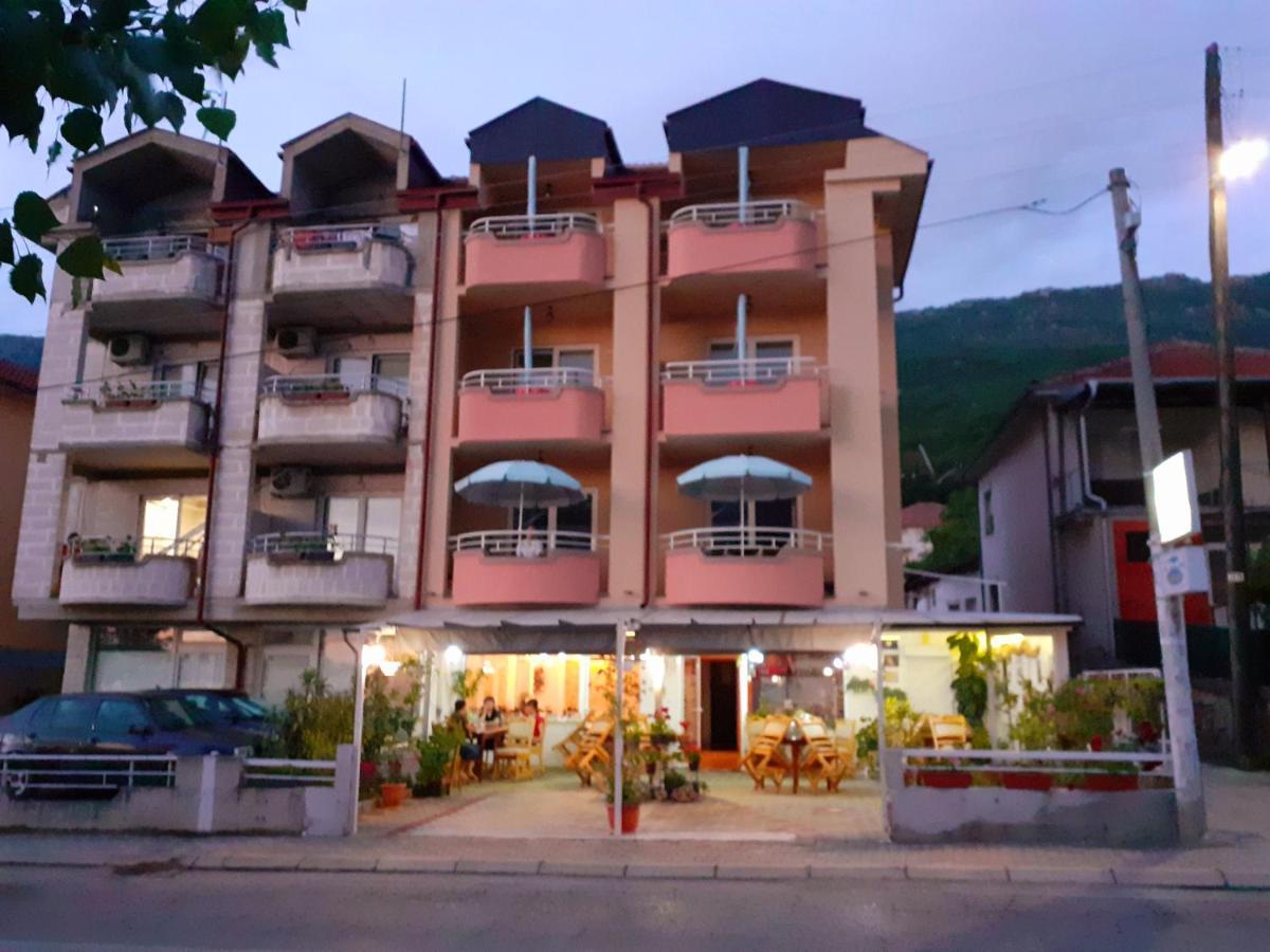 Apartmani Bakule Peštani Exterior foto